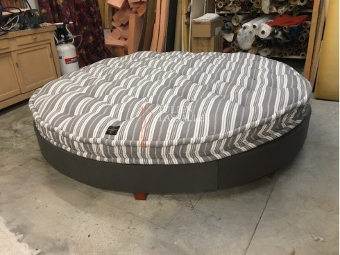 Matelas rond laine - Fabrication Artisanale Française fait main.