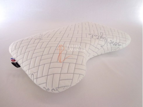 Oreiller mousse à mémoire de forme découpe cervicales 40 x 60 cm.