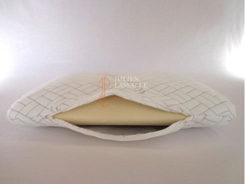Oreiller mousse à mémoire de forme découpe cervicales 40 x 60 cm.
