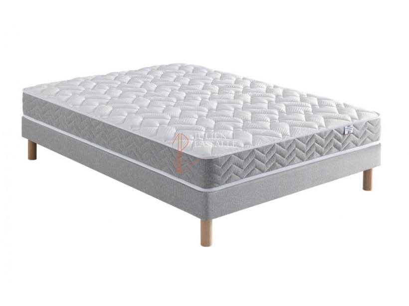 Matelas RAVIRA 744 ressorts ensachés avec 5 zones de confort.