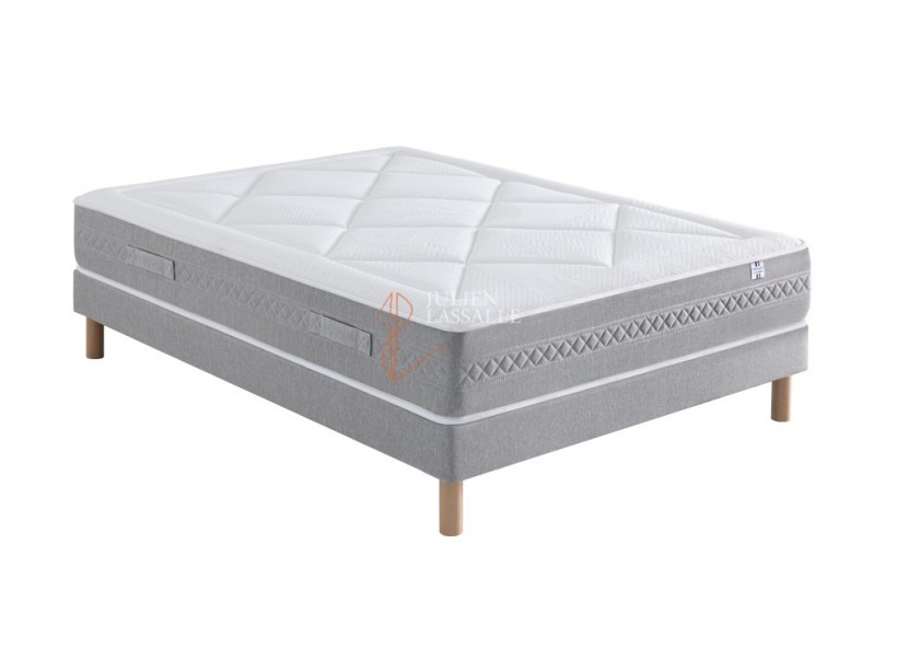 Matelas REGENTIA 744 ressorts ensachés avec 5 zones de confort et mousse à mémoire de forme