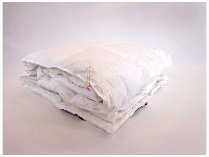 Couette tempérée Tradi-confort 15% duvets 85% plumettes