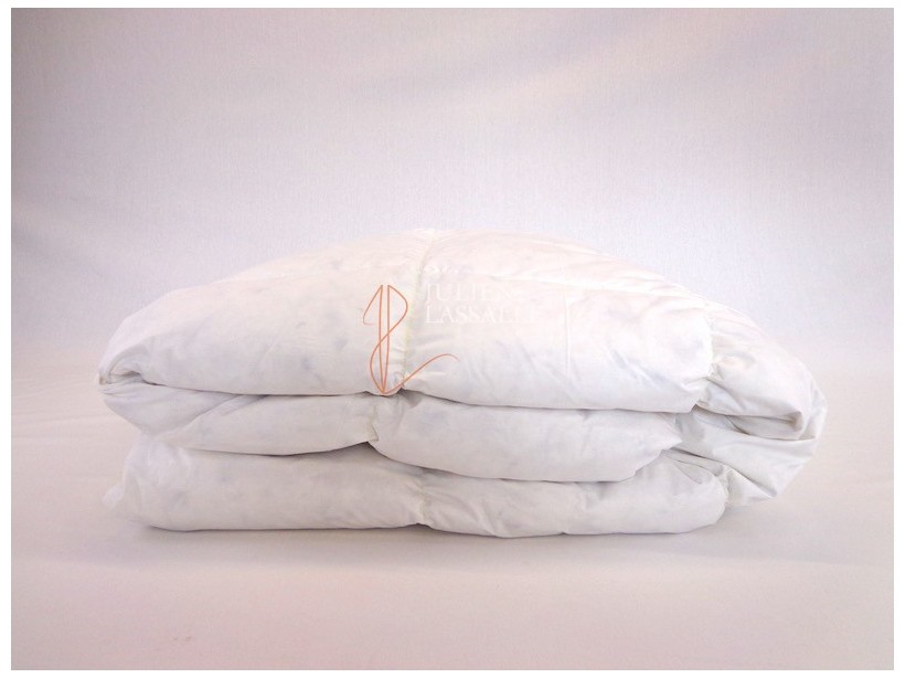 Couette tempérée Tradi-confort 15% duvets 85% plumettes