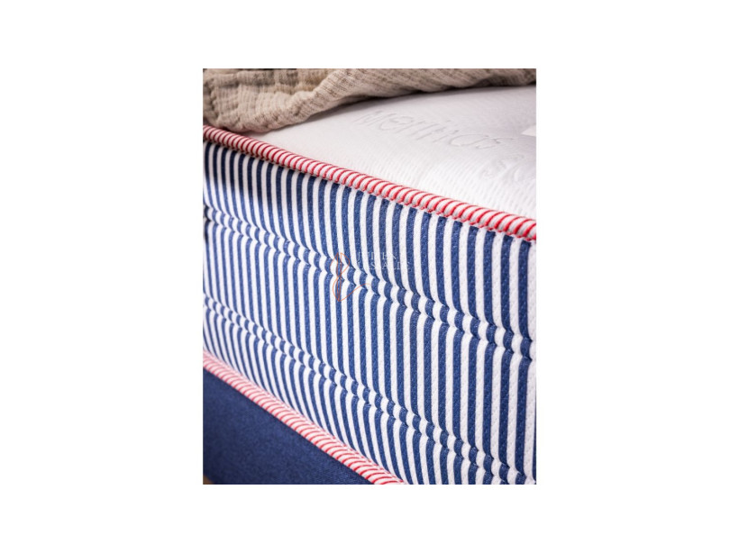 Matelas Ferdinand Merinos ressorts ensachés + mousse à mémoire de forme.